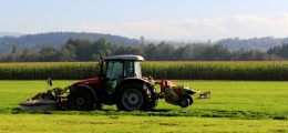Passaggi di mezzi agricoli nel Basso Lodigiano.